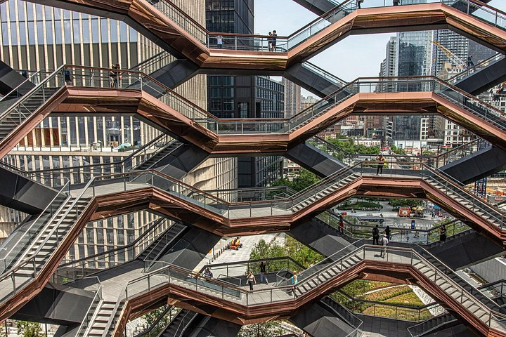 Interlocking staircase